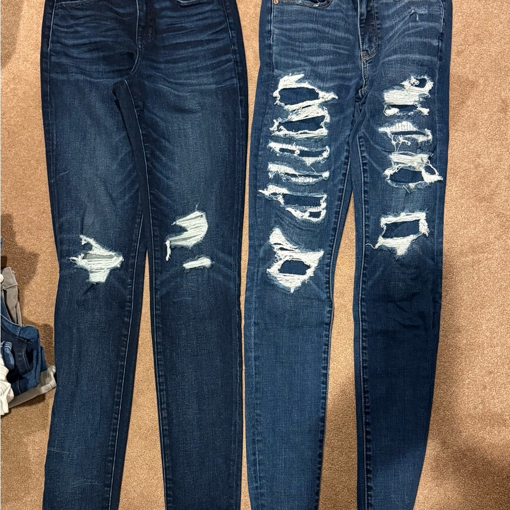 American Eagle 🦅 brand two pairs ladies distressed Blue Women's jeans 6xlong